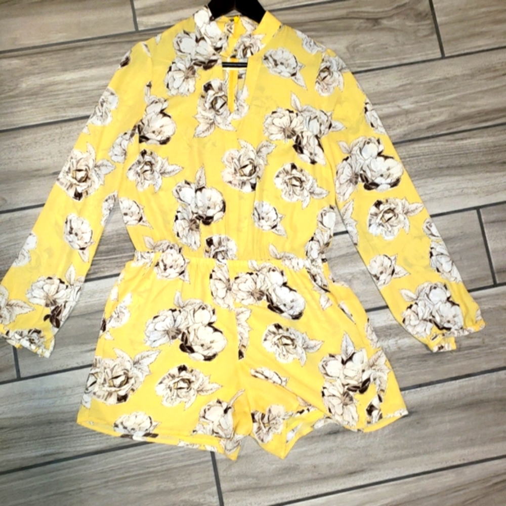 Romper - Picture 11 of 12